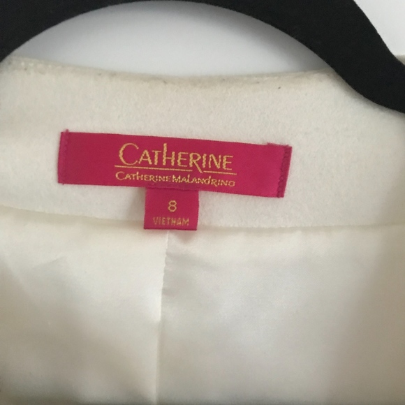 Soft, Structured Blazer - Picture 2 of 5